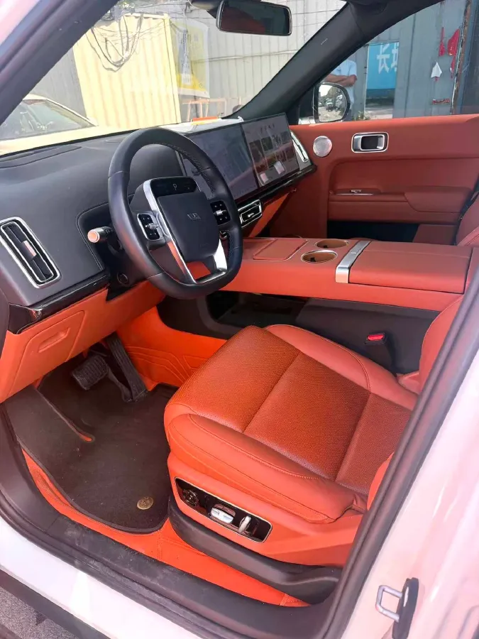 2024 Li L8 Range Extended 154HP REEV 42.8KWH,autocango,china used car exporter,china ev exporter,chinese used car exporter,chinese used ev exporter
