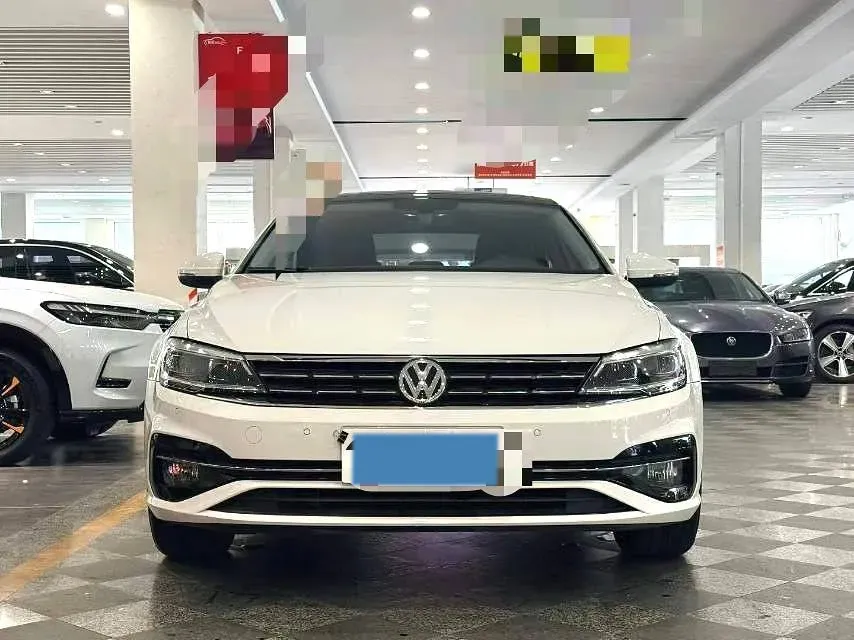 2019 Volkswagen Tayron 2.0T 186HP L4 7DCT,autocango,china used car exporter,china ev exporter,chinese used car exporter,chinese used ev exporter