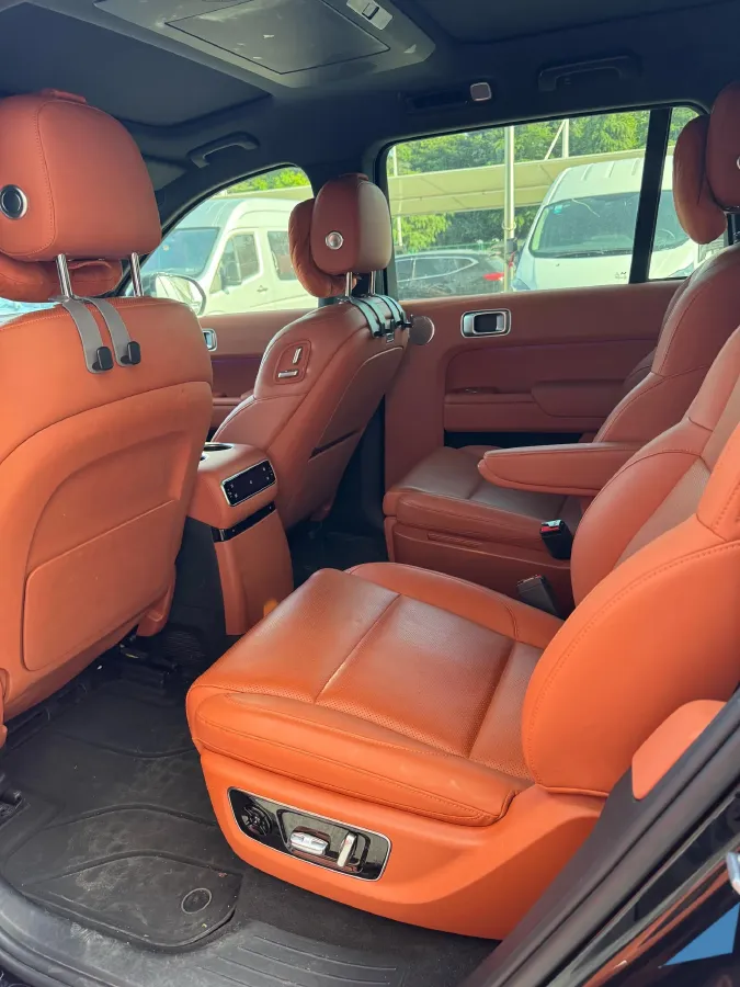 2024 Li L9 Range Extended 154HP REEV 52.3KWH,autocango,china used car exporter,china ev exporter,chinese used car exporter,chinese used ev exporter