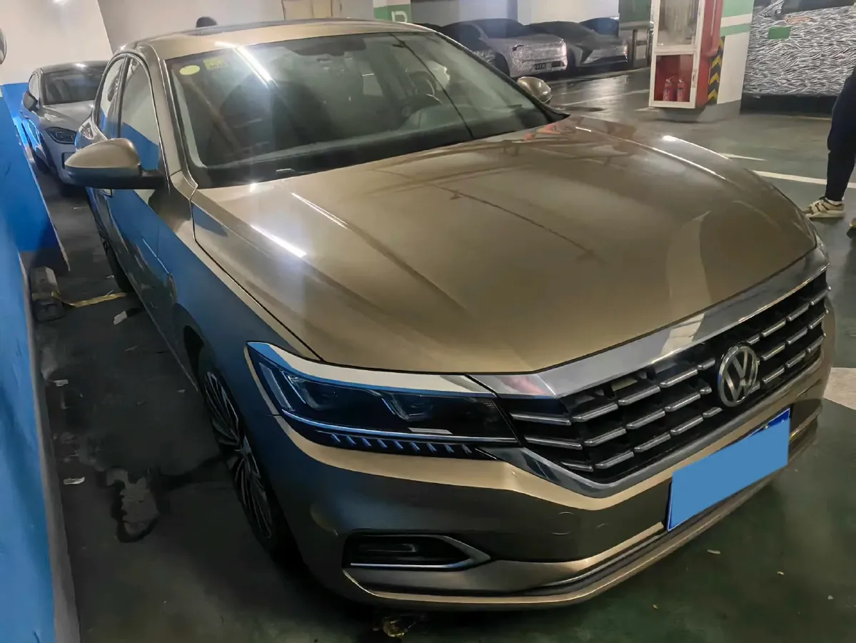 2019 Volvo V40 1.5T 152HP L4 6AT,autocango,china used car exporter,china ev exporter,chinese used car exporter,chinese used ev exporter