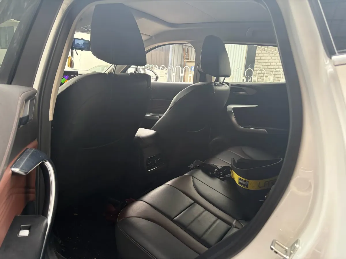 2021 WEY VV5 1.5T 171HP L4 7DCT,autocango,china used car exporter,china ev exporter,chinese used car exporter,chinese used ev exporter