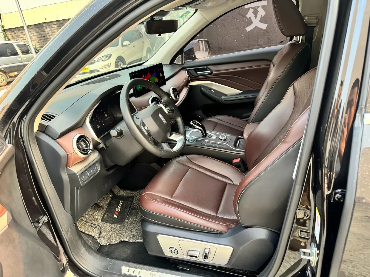 2021 WEY VV6 2.0T 227HP L4 7DCT,autocango,china used car exporter,china ev exporter,chinese used car exporter,chinese used ev exporter