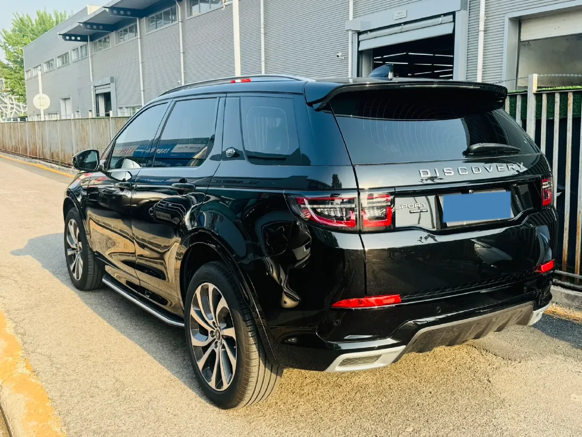 2020 Land Rover Discovery Sport 2.0T 249HP L4 9AT,autocango,china used car exporter,china ev exporter,chinese used car exporter,chinese used ev exporter