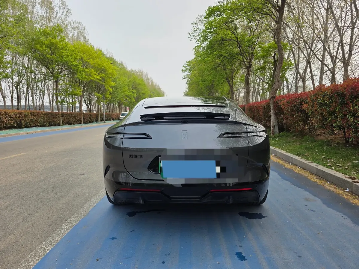 2025 Avatr 12 1.5T 156HP L4 REEV 39.05KWH,autocango,china used car exporter,china ev exporter,chinese used car exporter,chinese used ev exporter