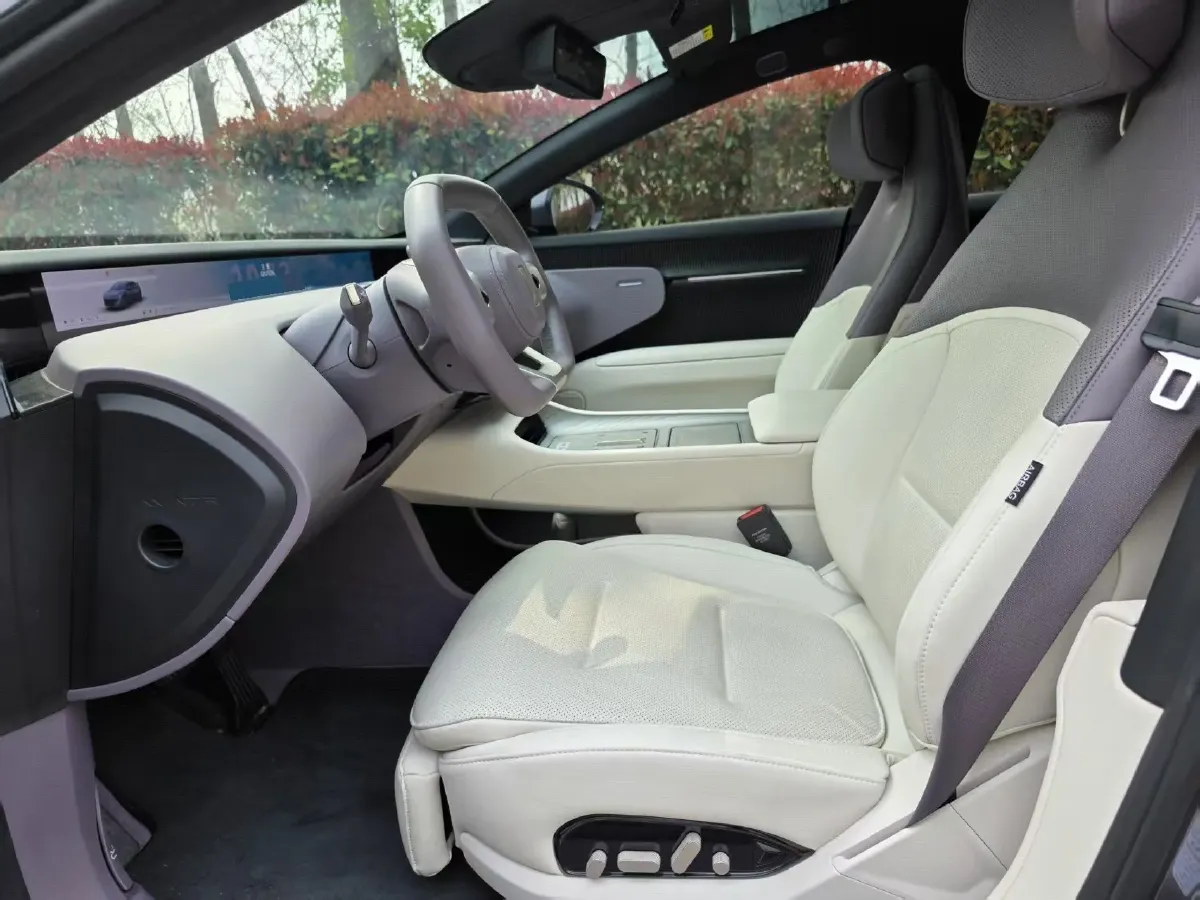 2025 Avatr 12 1.5T 156HP L4 REEV 39.05KWH,autocango,china used car exporter,china ev exporter,chinese used car exporter,chinese used ev exporter