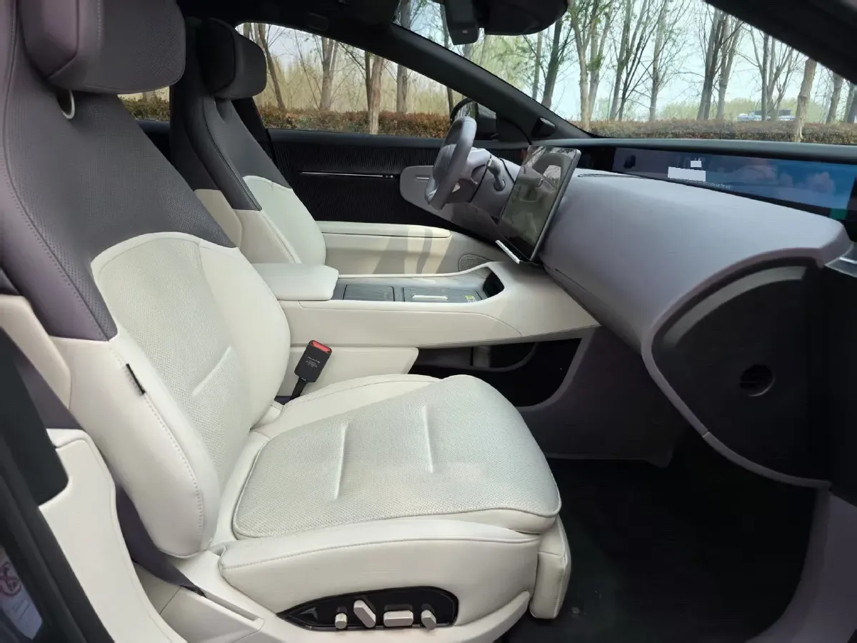 2025 Avatr 12 1.5T 156HP L4 REEV 39.05KWH,autocango,china used car exporter,china ev exporter,chinese used car exporter,chinese used ev exporter