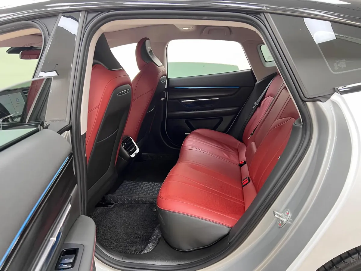 2021 Xpeng P7 BEV 60.2KWH,autocango,china used car exporter,china ev exporter,chinese used car exporter,chinese used ev exporter