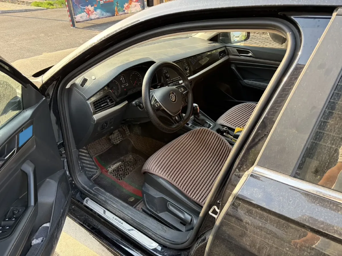 2019 Volkswagen Lavida 1.5L 116HP L4 6AT,autocango,china used car exporter,china ev exporter,chinese used car exporter,chinese used ev exporter