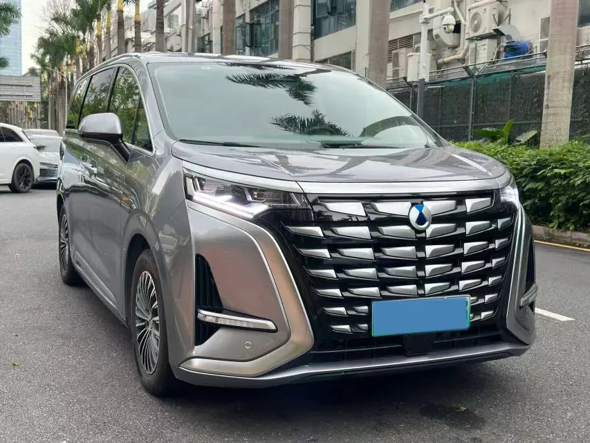 2024 Denza D9 1.5T 139HP L4 E-CVT PHEV 40KWH,autocango,china used car exporter,china ev exporter,chinese used car exporter,chinese used ev exporter