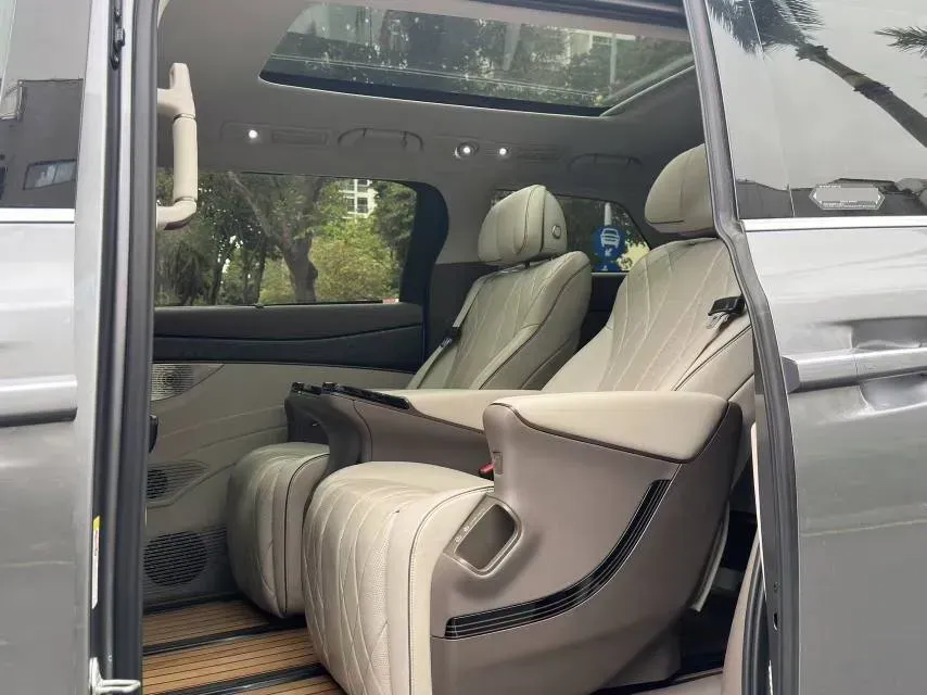 2024 Denza D9 1.5T 139HP L4 E-CVT PHEV 40KWH,autocango,china used car exporter,china ev exporter,chinese used car exporter,chinese used ev exporter