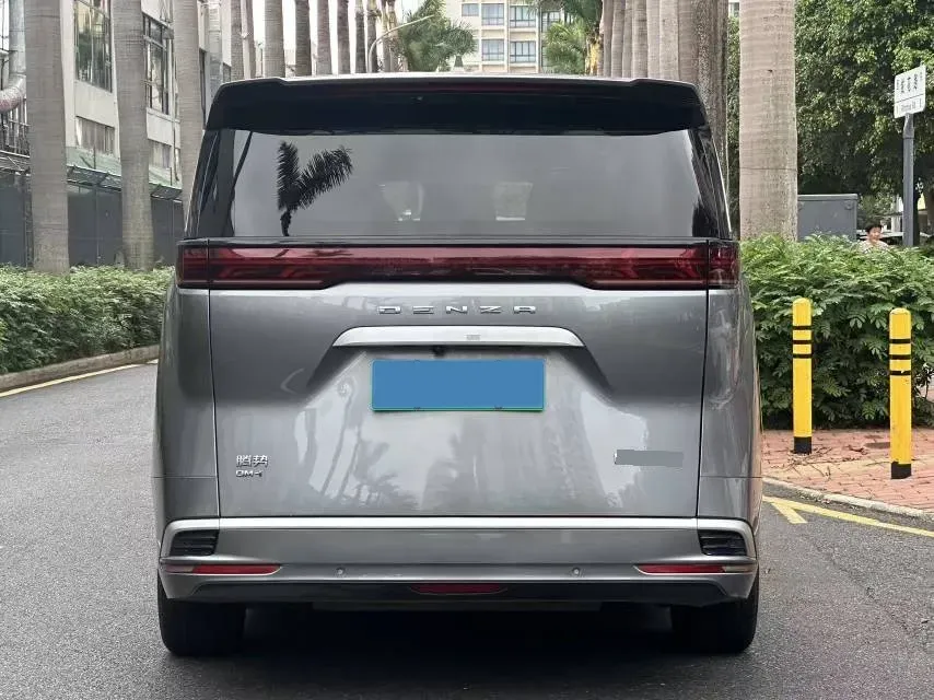 2024 Denza D9 1.5T 139HP L4 E-CVT PHEV 40KWH,autocango,china used car exporter,china ev exporter,chinese used car exporter,chinese used ev exporter