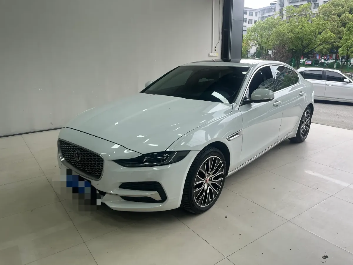 2021 Jaguar XEL 2.0T 250HP L4 8AT,autocango,china used car exporter,china ev exporter,chinese used car exporter,chinese used ev exporter
