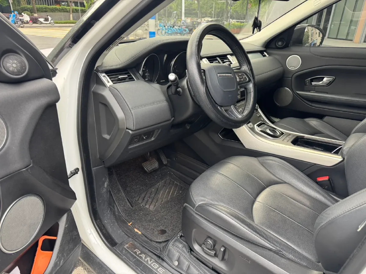 2018 Land Rover Range Rover Evoque 2.0T 241HP L4 9AT,autocango,china used car exporter,china ev exporter,chinese used car exporter,chinese used ev exporter