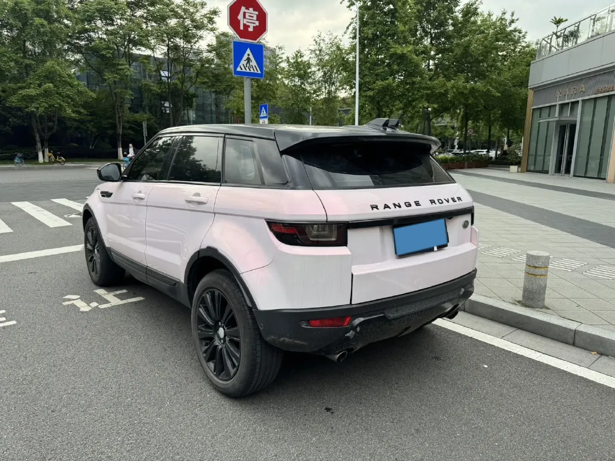 2018 Land Rover Range Rover Evoque 2.0T 241HP L4 9AT,autocango,china used car exporter,china ev exporter,chinese used car exporter,chinese used ev exporter