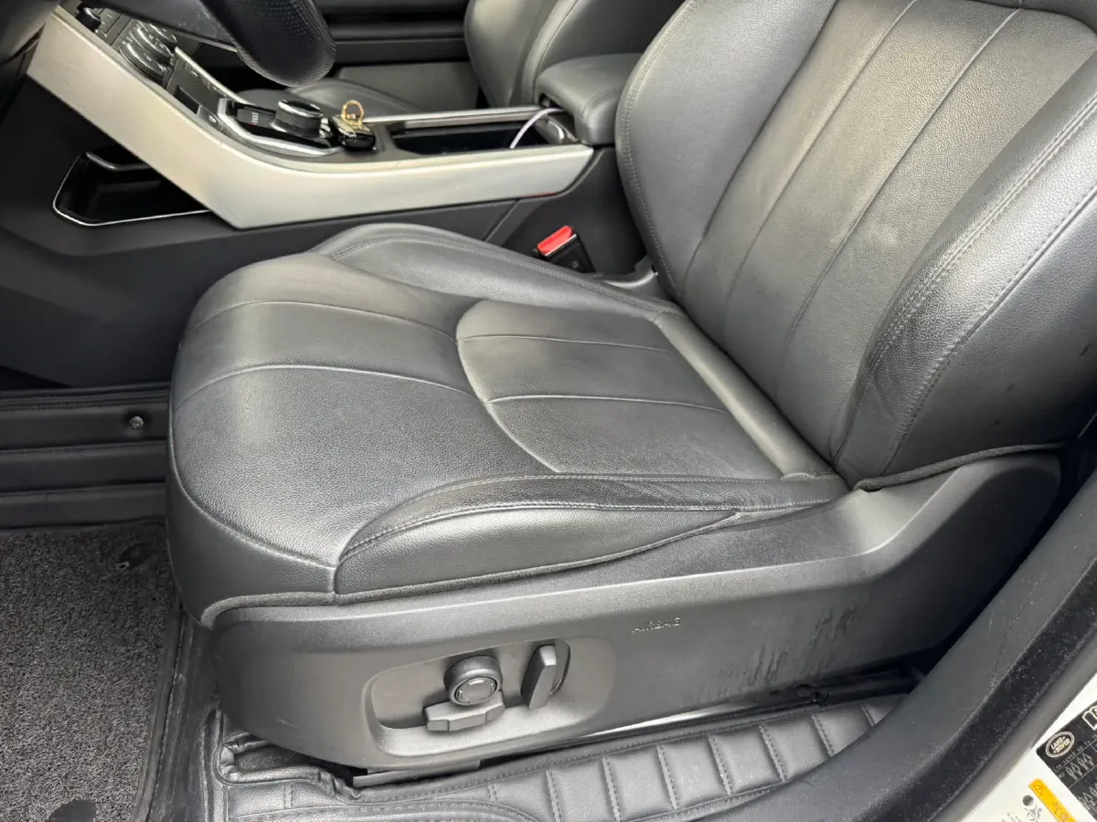 2018 Land Rover Range Rover Evoque 2.0T 241HP L4 9AT,autocango,china used car exporter,china ev exporter,chinese used car exporter,chinese used ev exporter