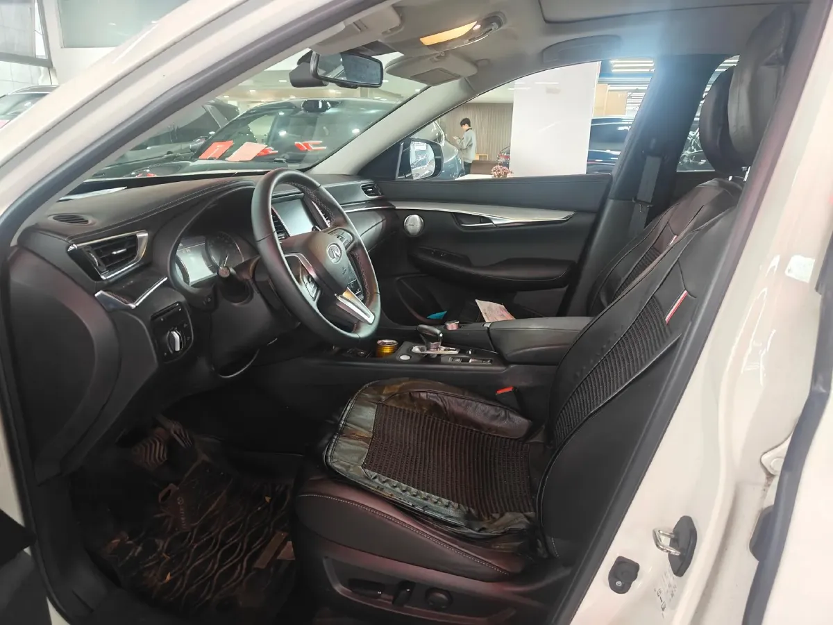 2020 Infiniti QX50 2.0T 272HP L4 CVT,autocango,china used car exporter,china ev exporter,chinese used car exporter,chinese used ev exporter