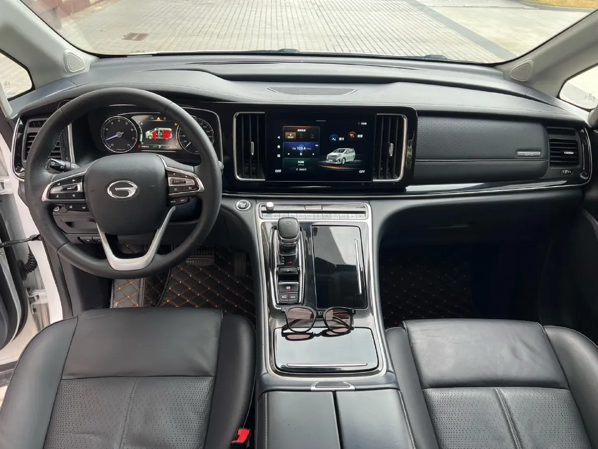 2021 GAC Trumpchi M8 2.0T 252HP L4 8AT,autocango,china used car exporter,china ev exporter,chinese used car exporter,chinese used ev exporter