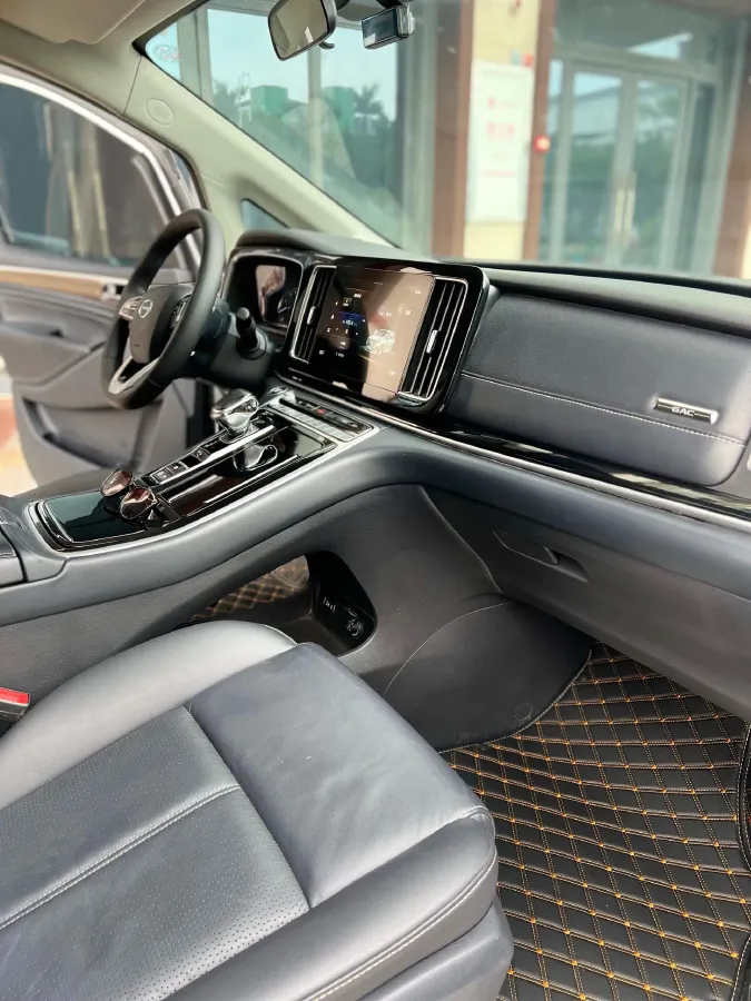 2021 GAC Trumpchi M8 2.0T 252HP L4 8AT,autocango,china used car exporter,china ev exporter,chinese used car exporter,chinese used ev exporter