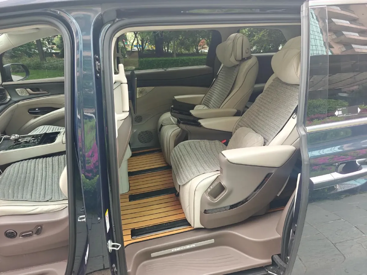 2023 Denza D9 1.5T 139HP L4 E-CVT PHEV 20.39KWH,autocango,china used car exporter,china ev exporter,chinese used car exporter,chinese used ev exporter