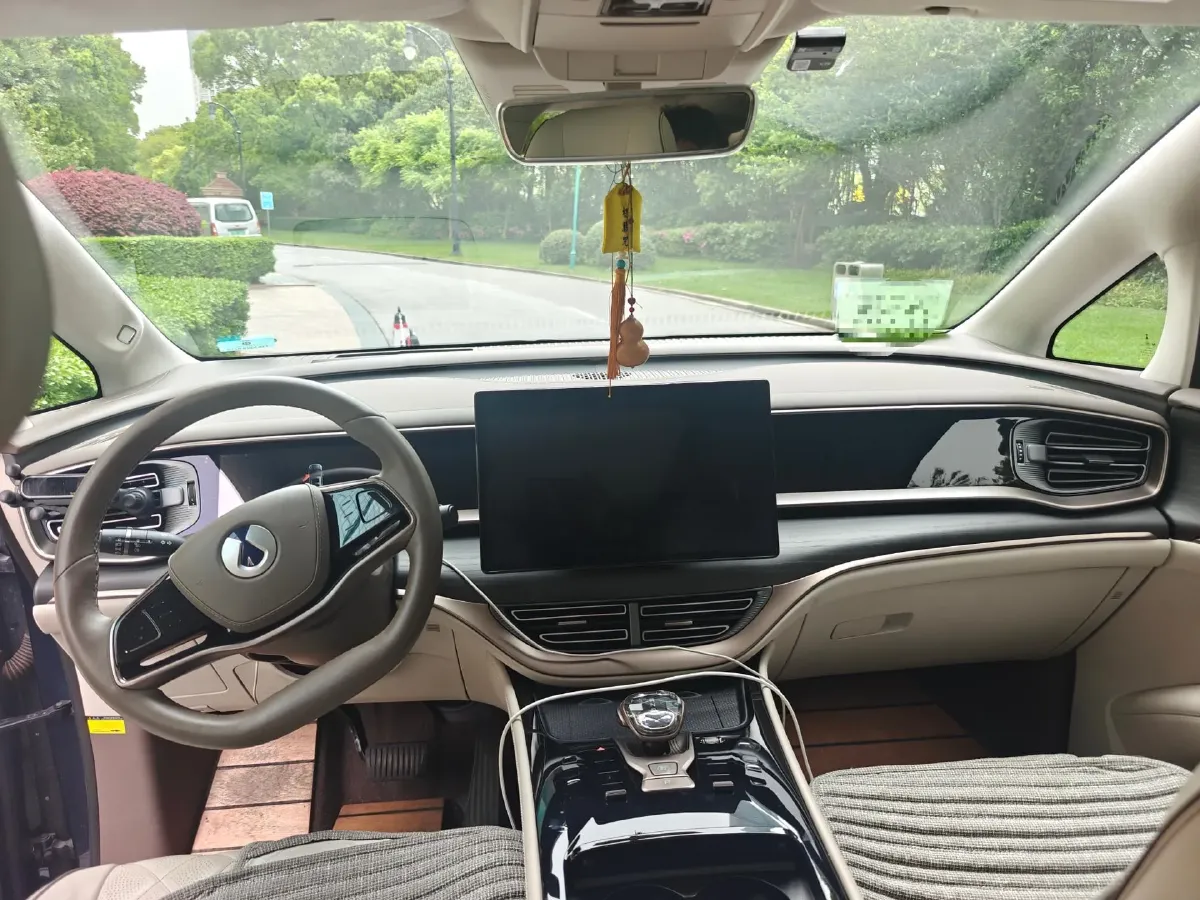 2023 Denza D9 1.5T 139HP L4 E-CVT PHEV 20.39KWH,autocango,china used car exporter,china ev exporter,chinese used car exporter,chinese used ev exporter