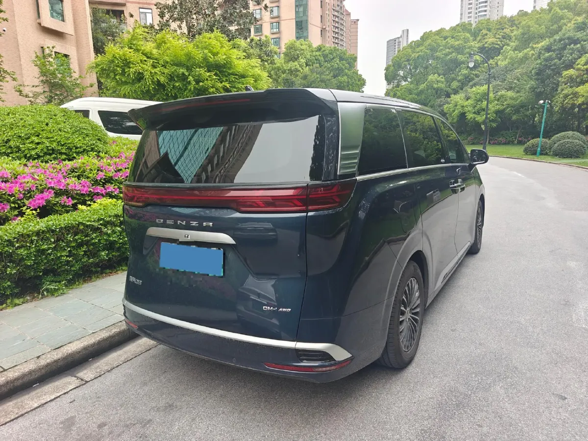 2023 Denza D9 1.5T 139HP L4 E-CVT PHEV 20.39KWH,autocango,china used car exporter,china ev exporter,chinese used car exporter,chinese used ev exporter