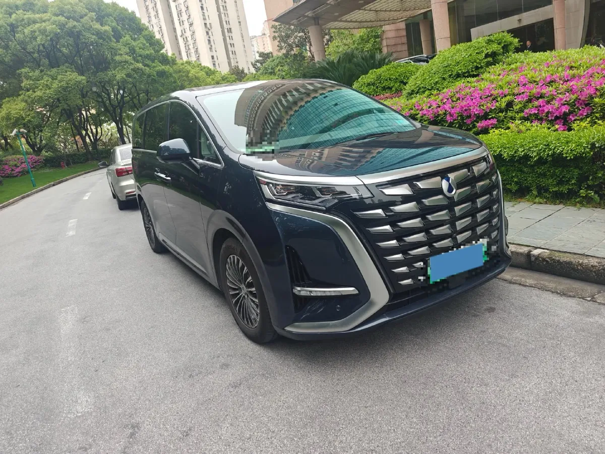 2023 Denza D9 1.5T 139HP L4 E-CVT PHEV 20.39KWH,autocango,china used car exporter,china ev exporter,chinese used car exporter,chinese used ev exporter