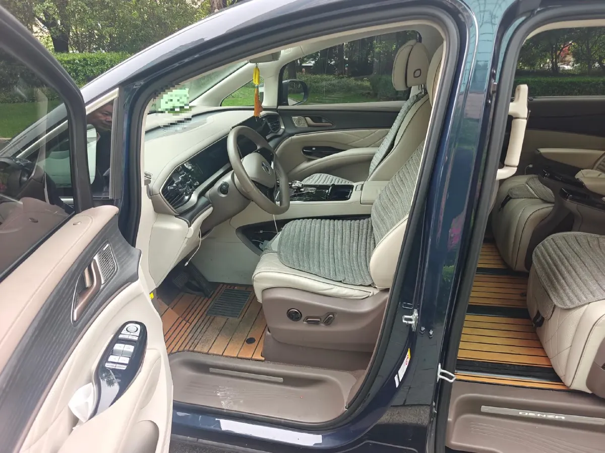 2023 Denza D9 1.5T 139HP L4 E-CVT PHEV 20.39KWH,autocango,china used car exporter,china ev exporter,chinese used car exporter,chinese used ev exporter