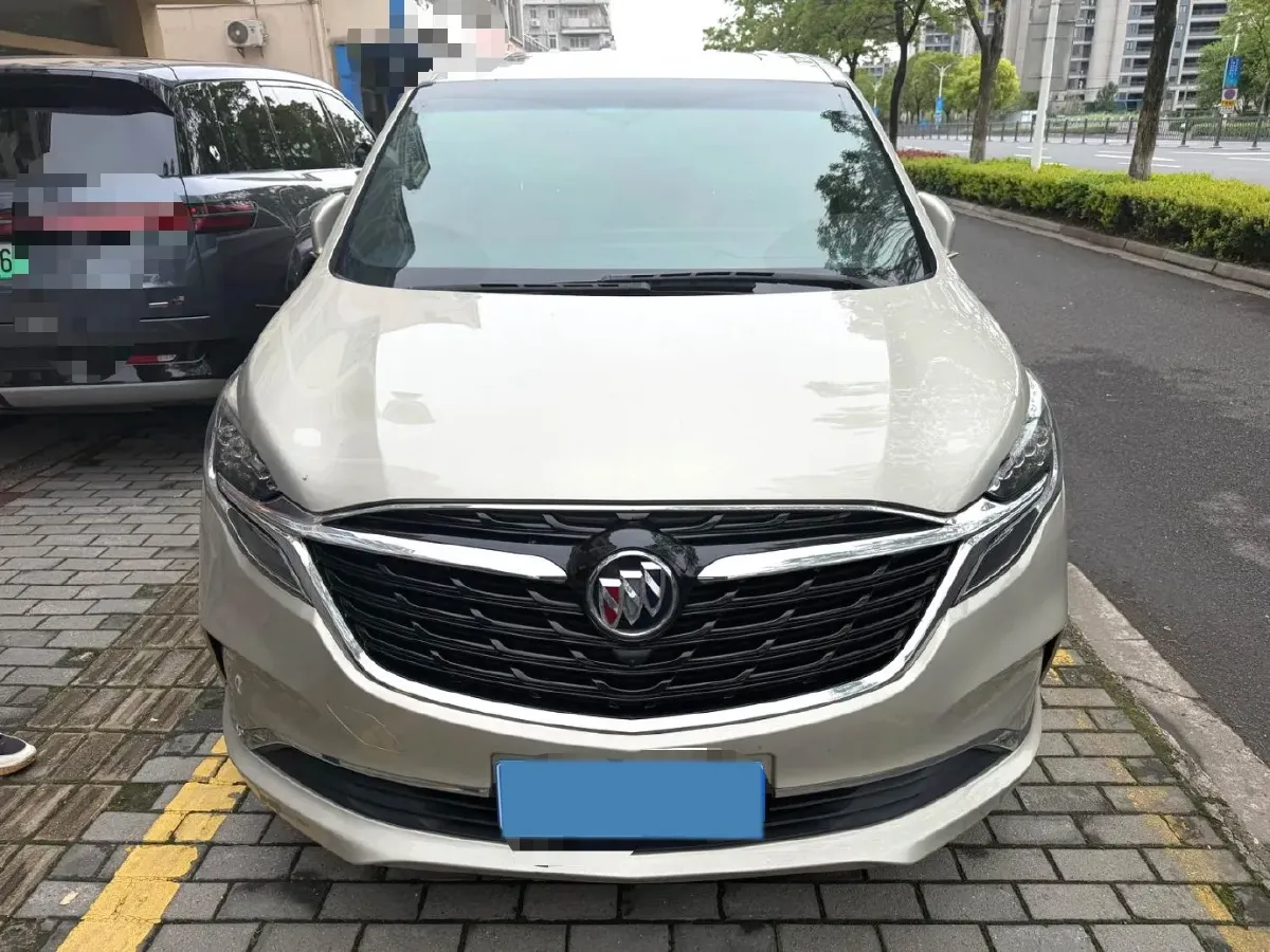 2021 Buick GL8 2.0T 237HP L4 9AT,autocango,china used car exporter,china ev exporter,chinese used car exporter,chinese used ev exporter