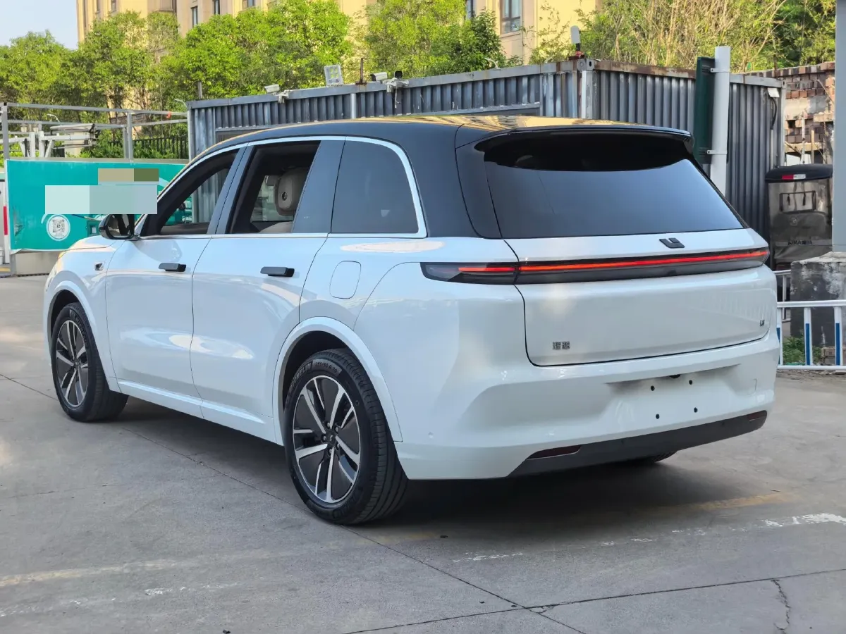 2024 Toyota Granvia 2.5L 189HP L4 E-CVT Hybrid,autocango,china used car exporter,china ev exporter,chinese used car exporter,chinese used ev exporter