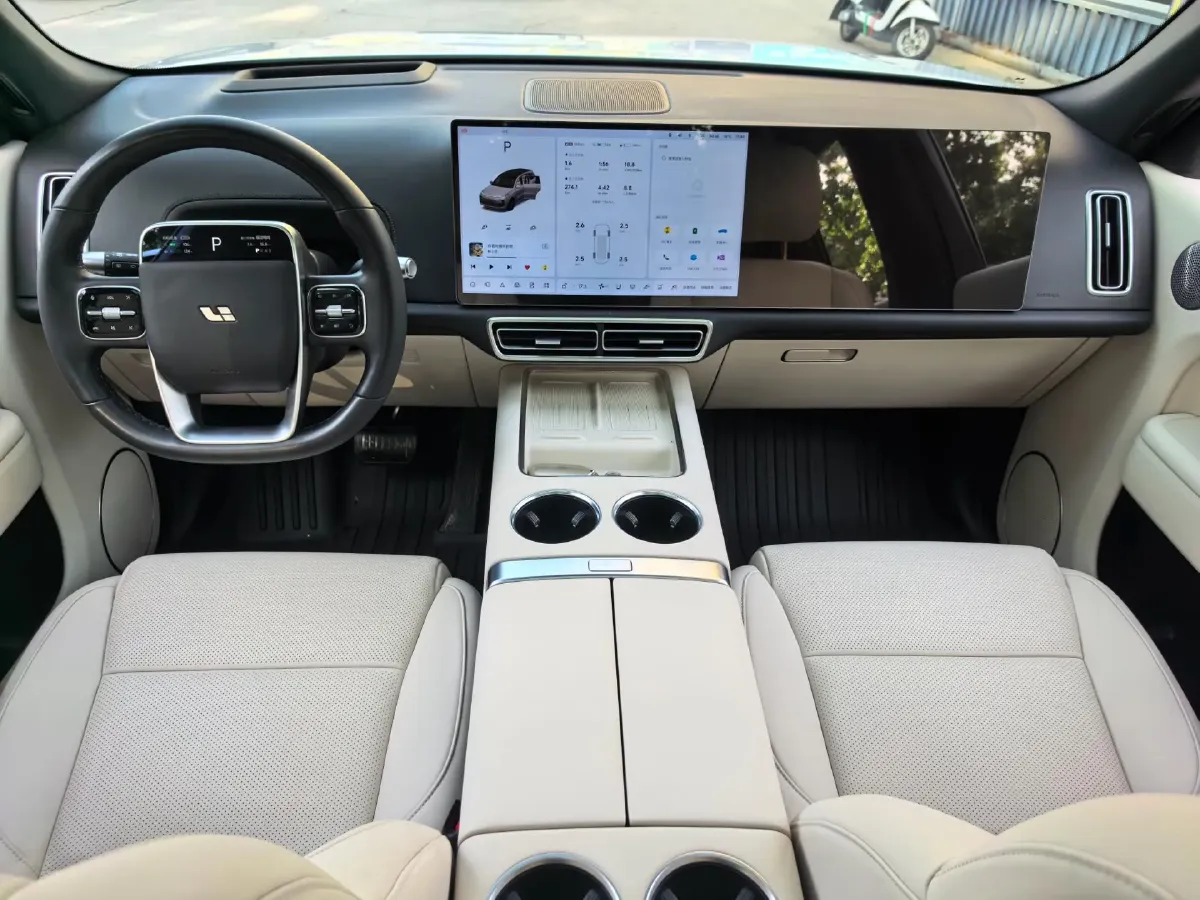 2024 Toyota Granvia 2.5L 189HP L4 E-CVT Hybrid,autocango,china used car exporter,china ev exporter,chinese used car exporter,chinese used ev exporter