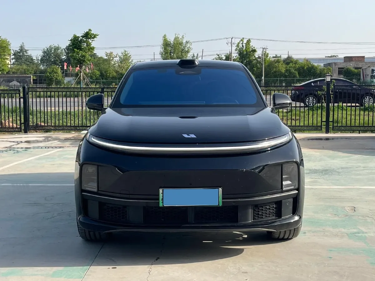 2024 Li L8 Range Extended 154HP REEV 52.3KWH,autocango,china used car exporter,china ev exporter,chinese used car exporter,chinese used ev exporter