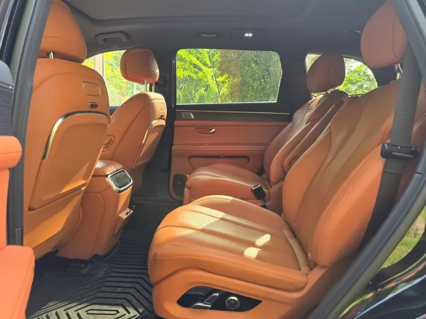 2024 AITO AITO M7 1.5T 152HP L4 REEV 42KWH,autocango,china used car exporter,china ev exporter,chinese used car exporter,chinese used ev exporter