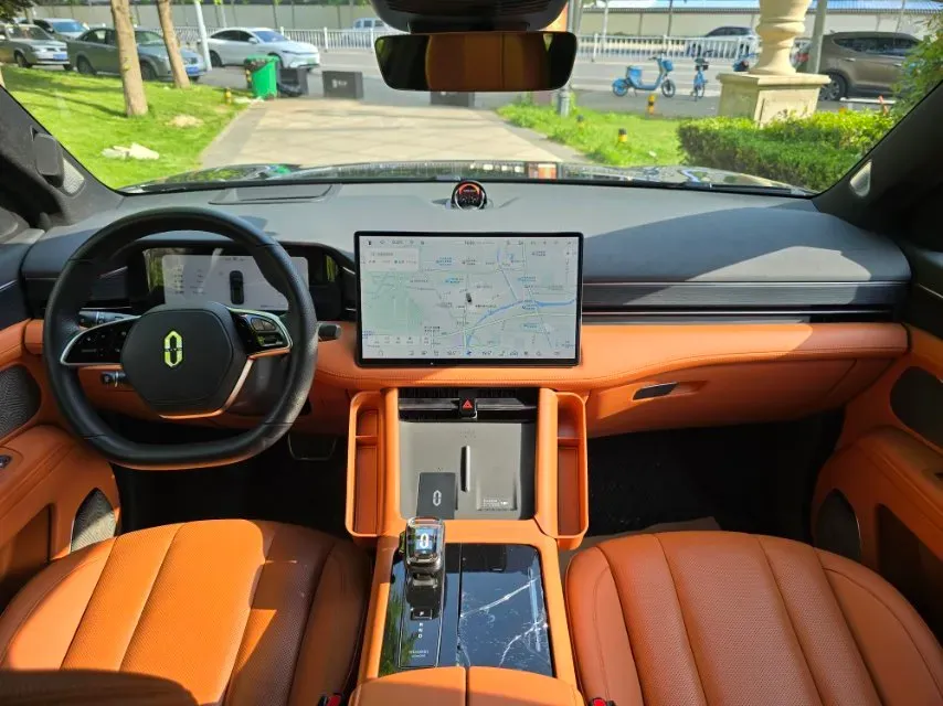 2024 AITO AITO M7 1.5T 152HP L4 REEV 42KWH,autocango,china used car exporter,china ev exporter,chinese used car exporter,chinese used ev exporter