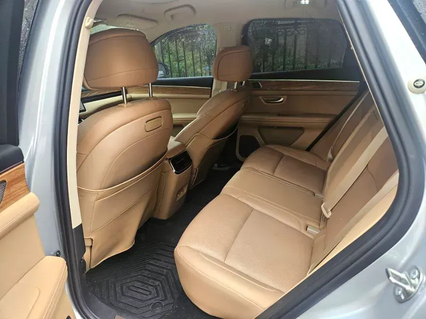 2023 HIMA AITO M5 1.5T 152HP L4 REEV 40KWH,autocango,china used car exporter,china ev exporter,chinese used car exporter,chinese used ev exporter