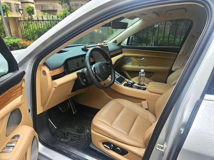 2023 HIMA AITO M5 1.5T 152HP L4 REEV 40KWH,autocango,china used car exporter,china ev exporter,chinese used car exporter,chinese used ev exporter