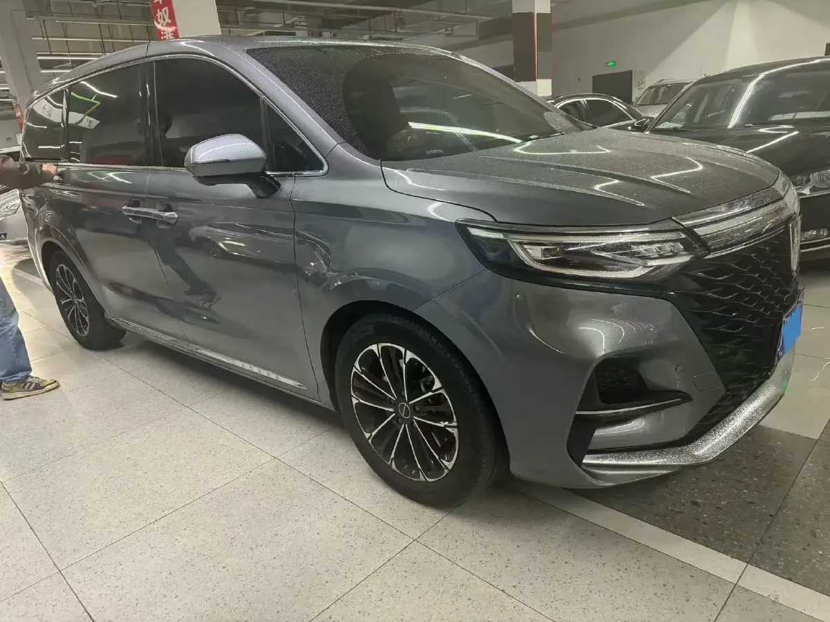 2021 Roewe iMAX8 2.0T 234HP L4 8AT,autocango,china used car exporter,china ev exporter,chinese used car exporter,chinese used ev exporter