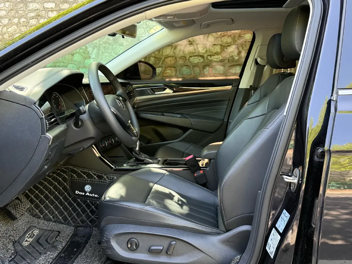 2020 Volkswagen Passat 1.4T 150HP L4 7DCT,autocango,china used car exporter,china ev exporter,chinese used car exporter,chinese used ev exporter