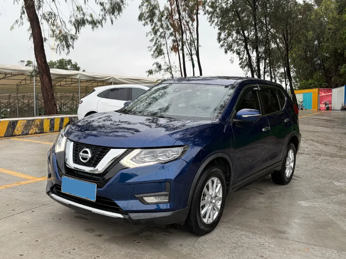 2021 Nissan X-Trail 2.0L 151HP L4 CVT,autocango,china used car exporter,china ev exporter,chinese used car exporter,chinese used ev exporter