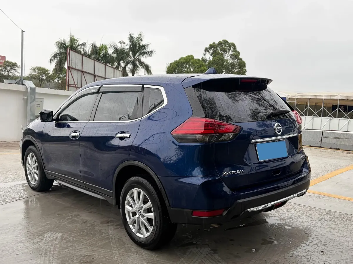 2021 Nissan X-Trail 2.0L 151HP L4 CVT,autocango,china used car exporter,china ev exporter,chinese used car exporter,chinese used ev exporter
