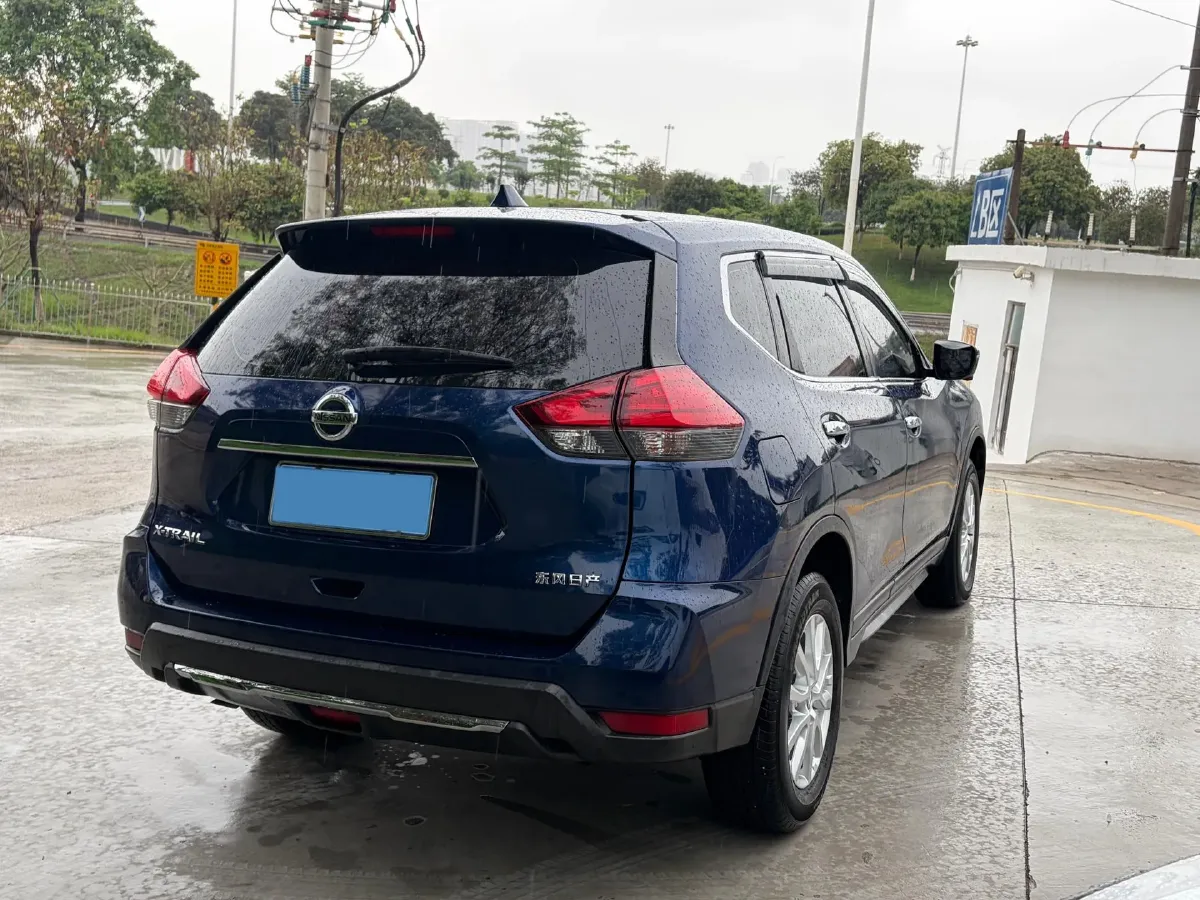2021 Nissan X-Trail 2.0L 151HP L4 CVT,autocango,china used car exporter,china ev exporter,chinese used car exporter,chinese used ev exporter