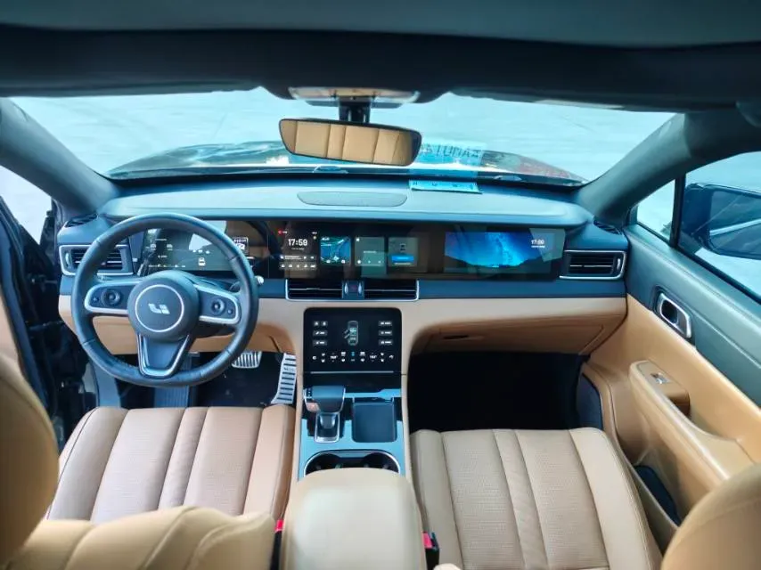 2020 Li ONE Range Extended 131HP REEV 40.5KWH,autocango,china used car exporter,china ev exporter,chinese used car exporter,chinese used ev exporter