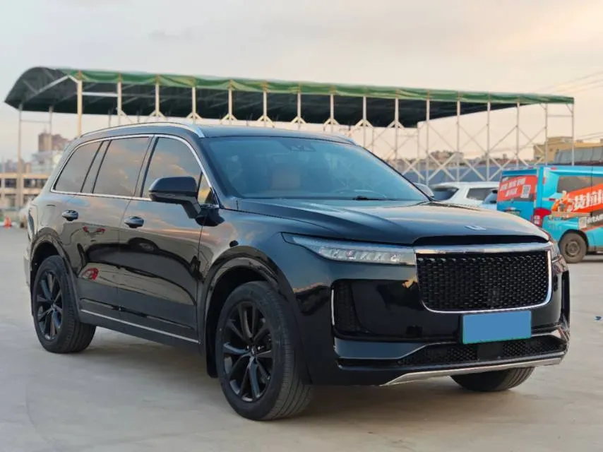 2020 Li ONE Range Extended 131HP REEV 40.5KWH,autocango,china used car exporter,china ev exporter,chinese used car exporter,chinese used ev exporter