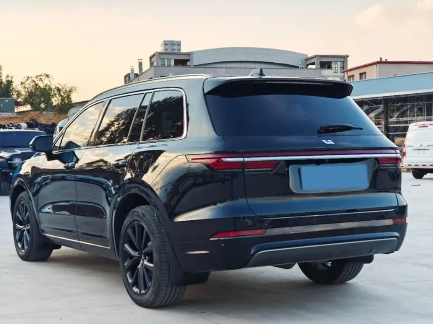 2020 Li ONE Range Extended 131HP REEV 40.5KWH,autocango,china used car exporter,china ev exporter,chinese used car exporter,chinese used ev exporter