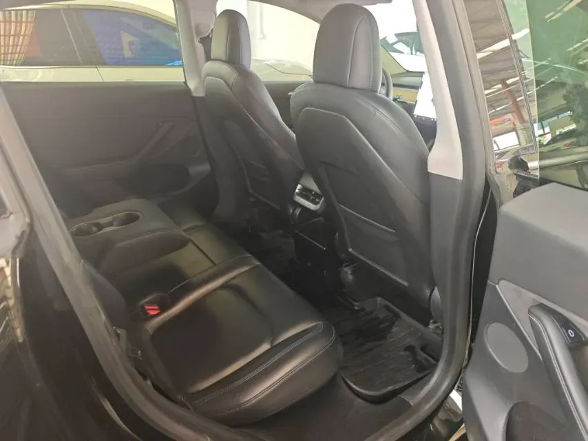 2022 Tesla Model Y BEV 60KWH,autocango,china used car exporter,china ev exporter,chinese used car exporter,chinese used ev exporter