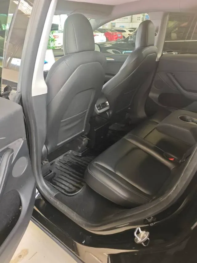 2022 Tesla Model Y BEV 60KWH,autocango,china used car exporter,china ev exporter,chinese used car exporter,chinese used ev exporter