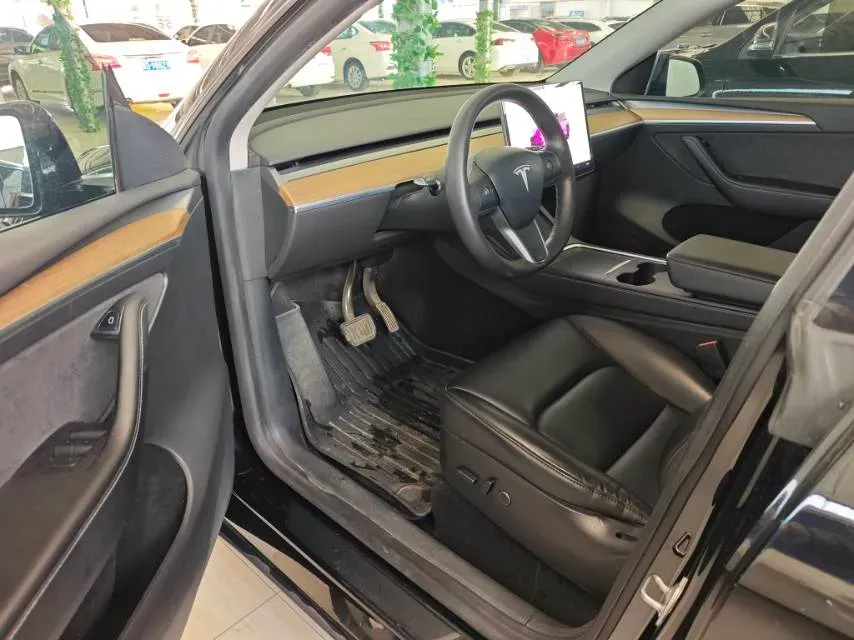 2022 Tesla Model Y BEV 60KWH,autocango,china used car exporter,china ev exporter,chinese used car exporter,chinese used ev exporter