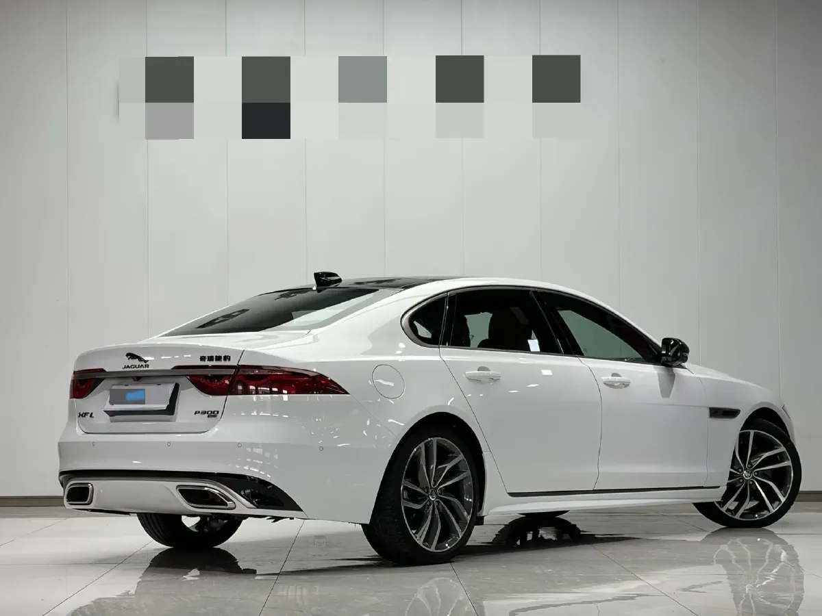 2024 Jaguar XFL 2.0T 300HP L4 8AT,autocango,china used car exporter,china ev exporter,chinese used car exporter,chinese used ev exporter