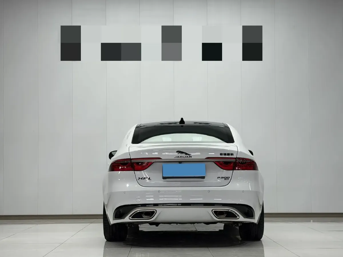 2024 Jaguar XFL 2.0T 300HP L4 8AT,autocango,china used car exporter,china ev exporter,chinese used car exporter,chinese used ev exporter