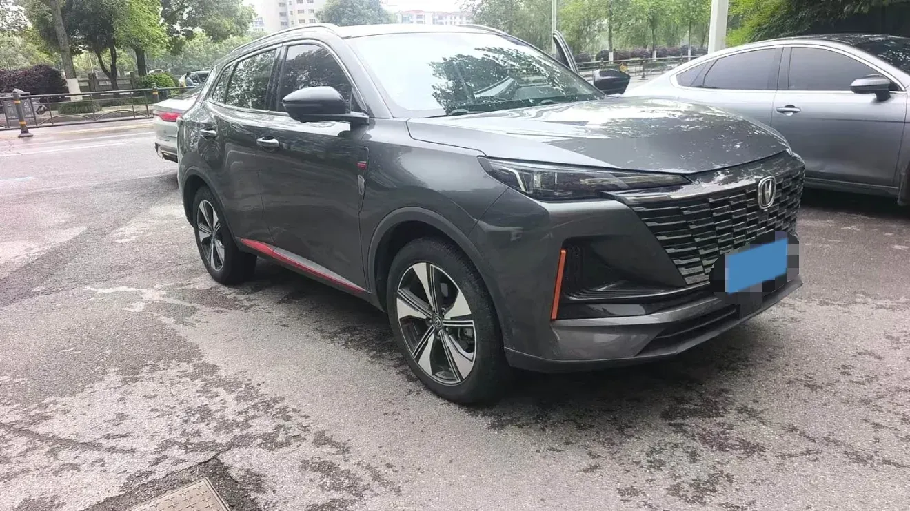 2022 ChangAn Oshan X7 Plus 1.5T 188HP L4 7DCT,autocango,china used car exporter,china ev exporter,chinese used car exporter,chinese used ev exporter