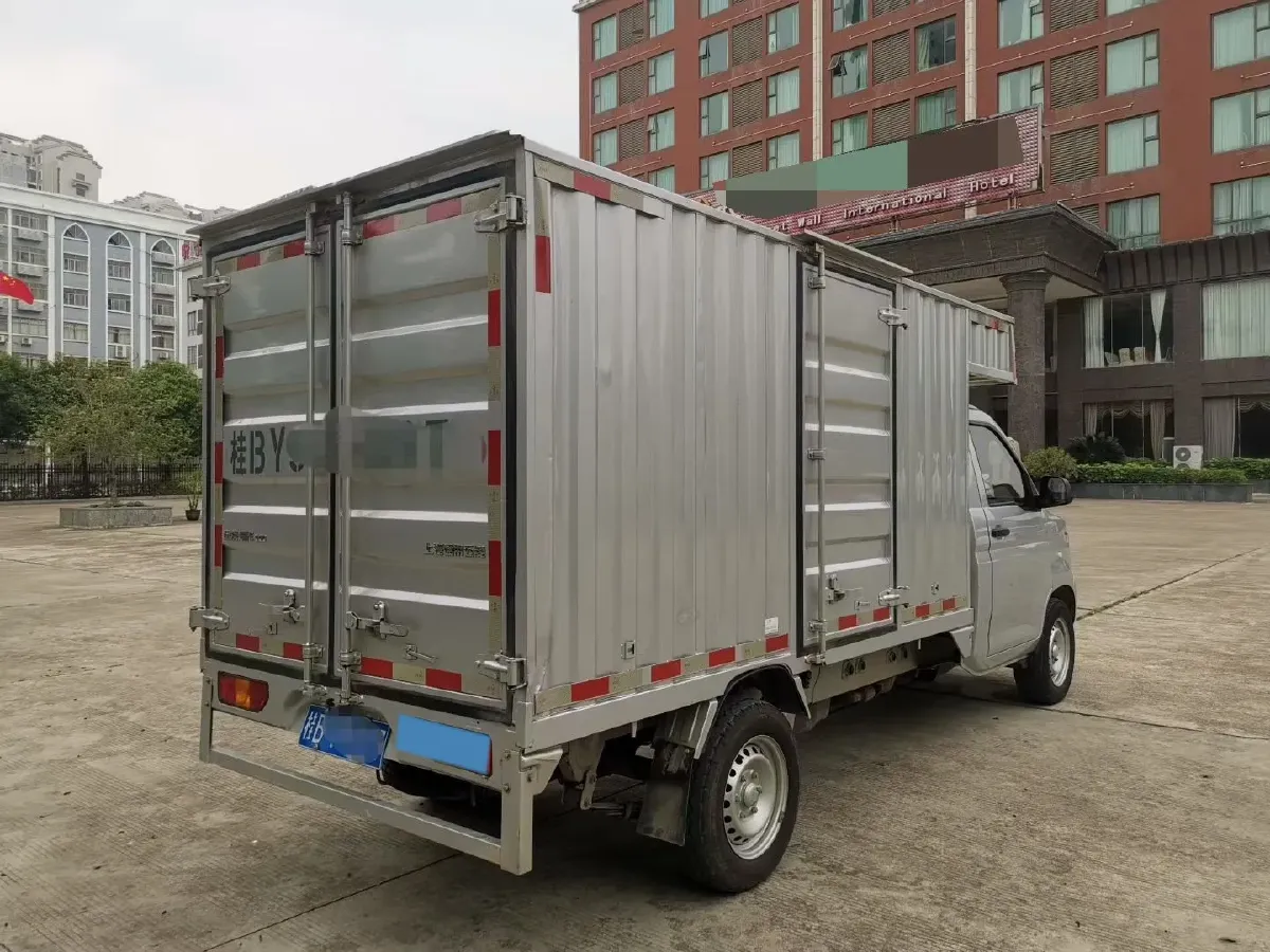 2020 WuLing RongGuang New Truck Special 1.8L 125HP L4 5MT,autocango,china used car exporter,china ev exporter,chinese used car exporter,chinese used ev exporter